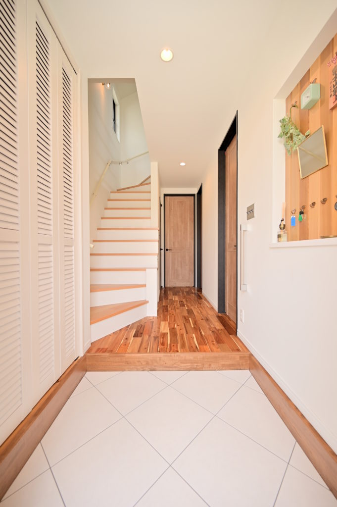 Entrance　hall