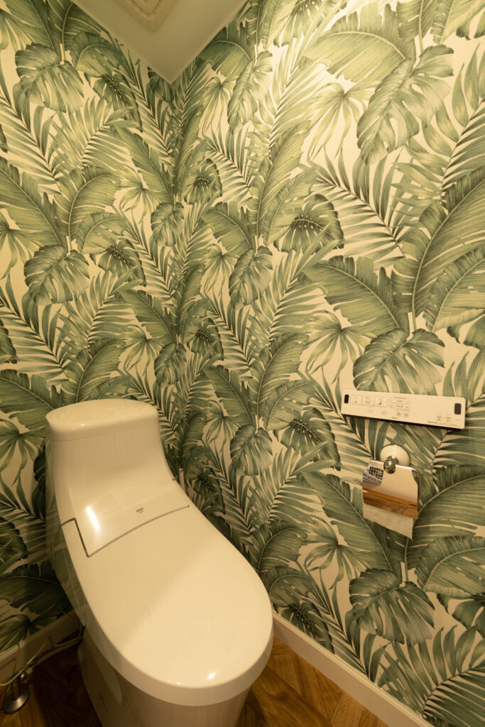 toilet