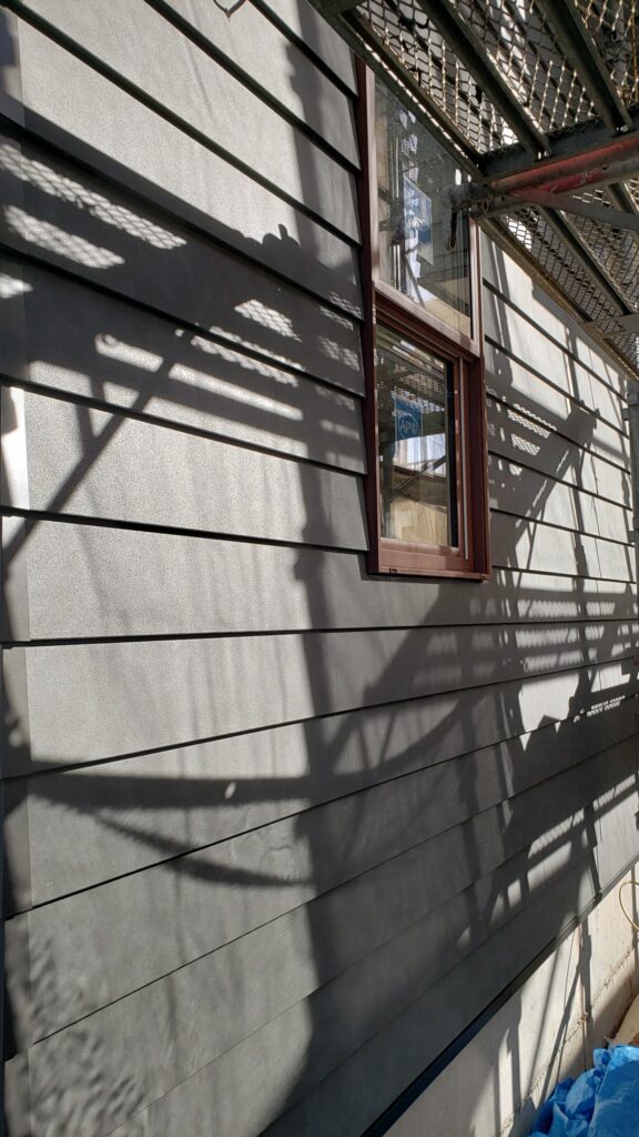 東レラップサイディング「デルタダークグレー」