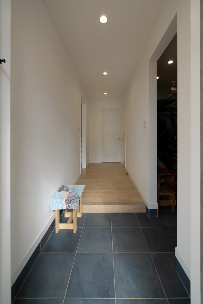 Entrance　hall
