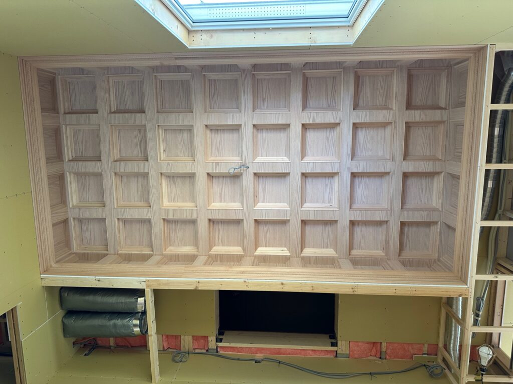 階段吹抜けの天井部分