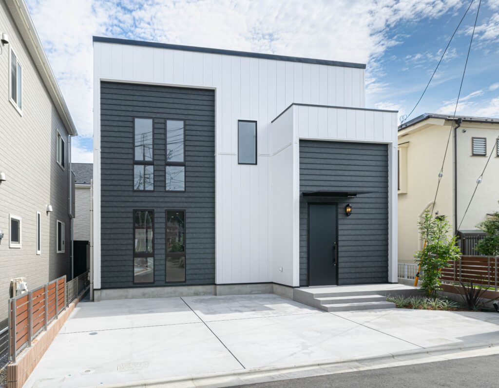 車をストレスなく停められる広い駐車スペース 戸建てならではのメリット