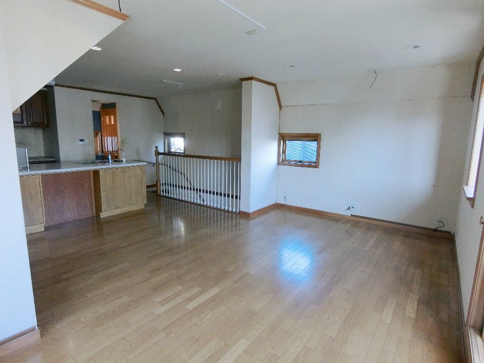 立川市曙町3丁目の中古戸建（輸入住宅）の内観・間取り