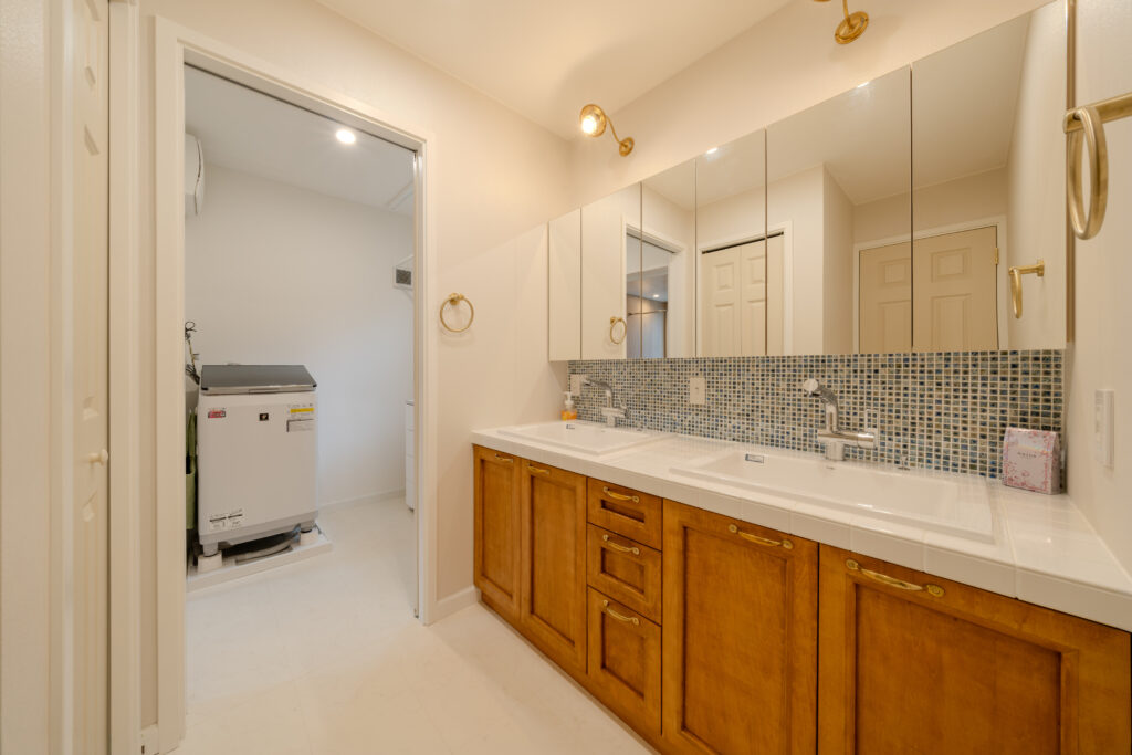 Powder　room