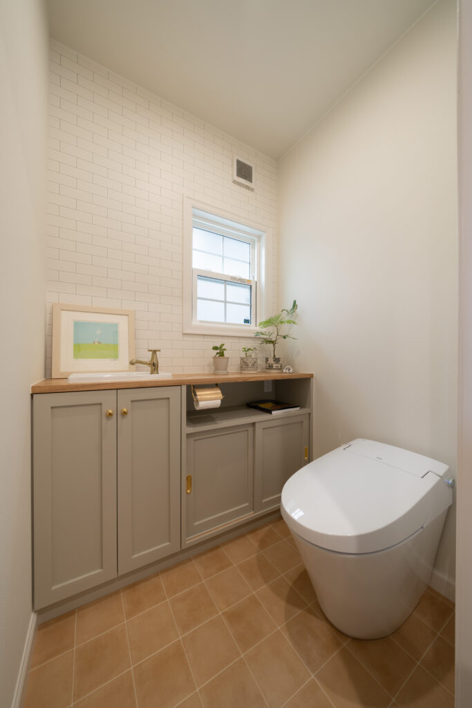 toilet